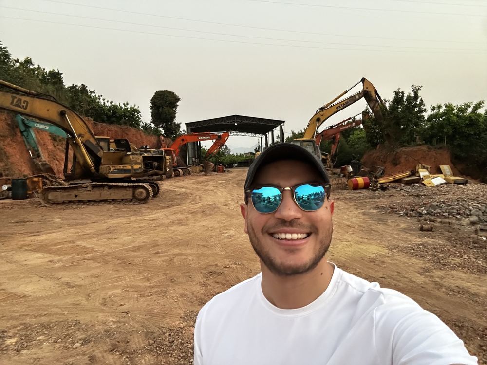 Usama sur un site en Chine